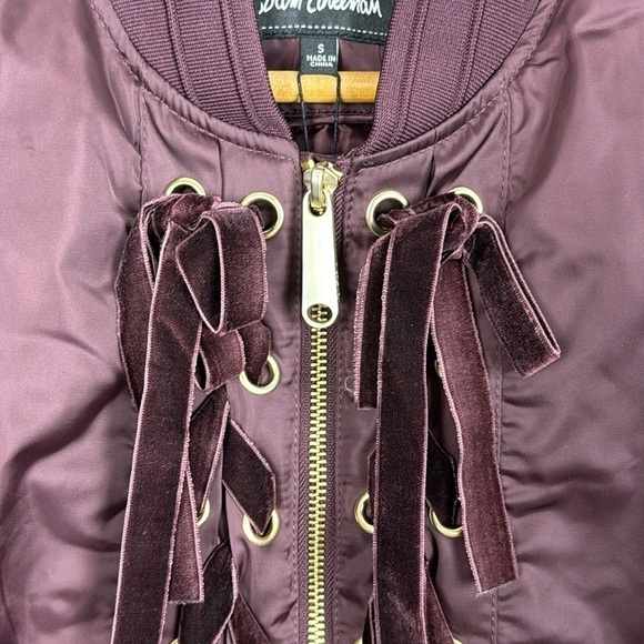 Sam Edelman Zip Up Jacket w Velour Details in Wine. Size Small. - Picture 5 of 13